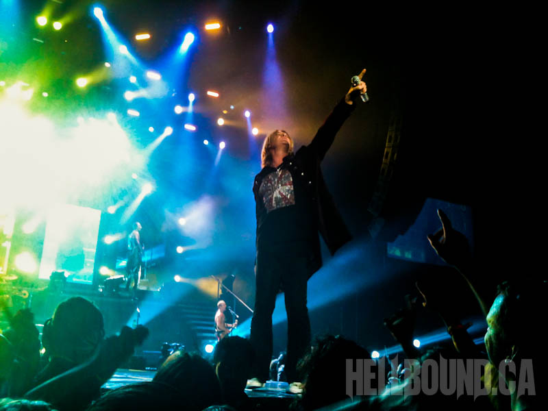 Def Leppard / Poison / Lita Ford @ Copps Coliseum, Hamilton ON, June 17th 2012