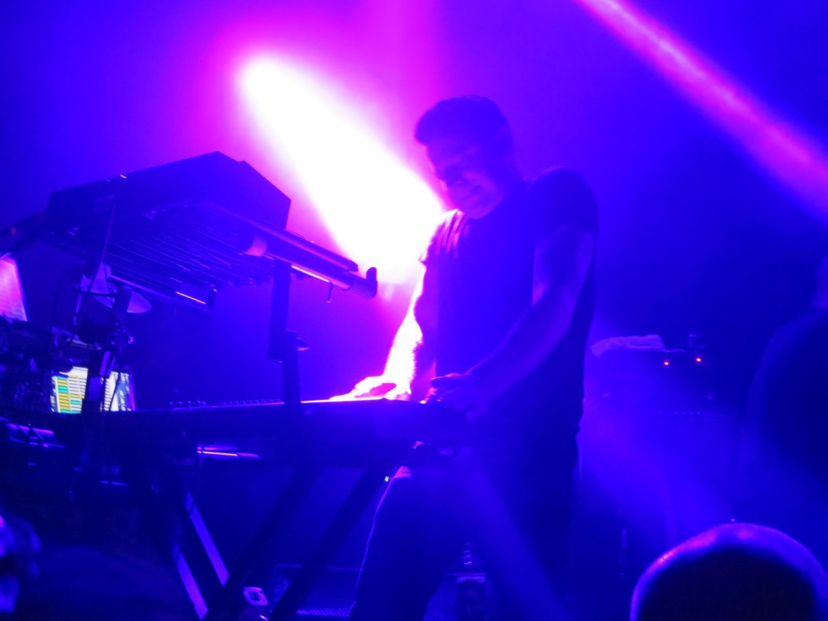 AMATEUR CONCERT PHOTOGRAPHY HOUR: Neurosis/Brothers of the Sonic Cloth/The Body @ Opera House, August 6, 2015