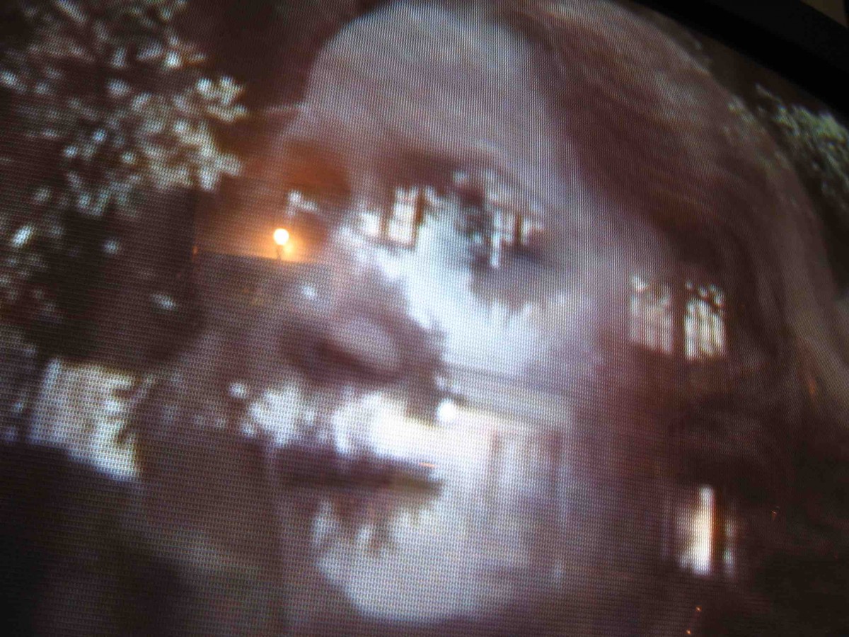 Crux of Aux – Mona